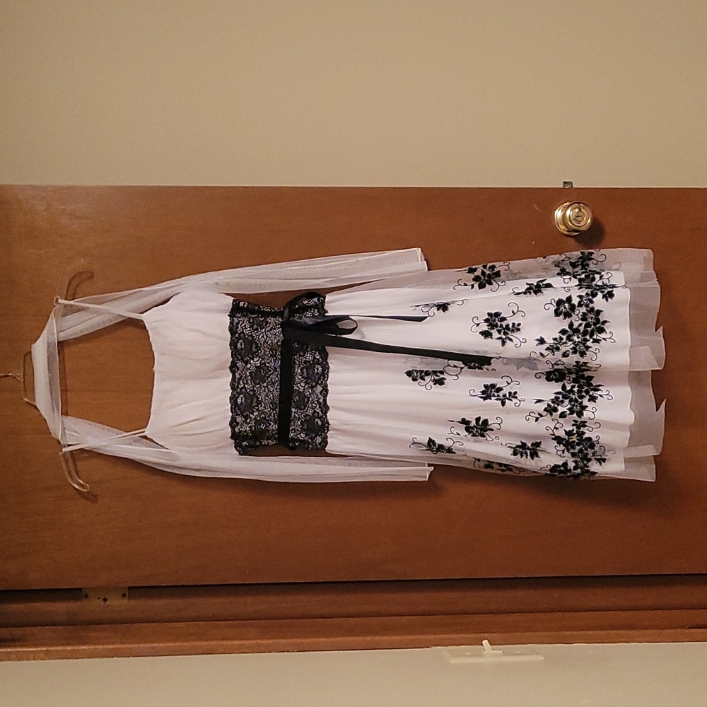Ynes  dress